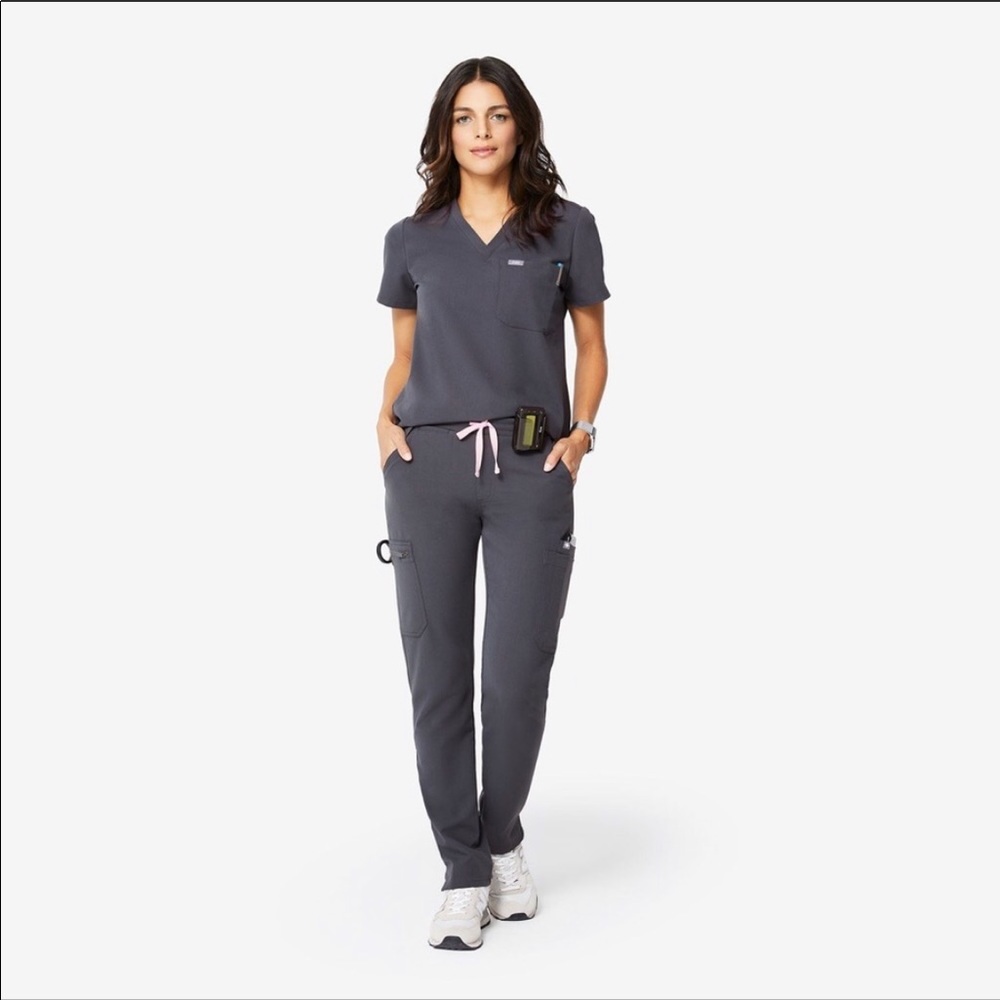Figs charcoal yola skinny petite  pant xs